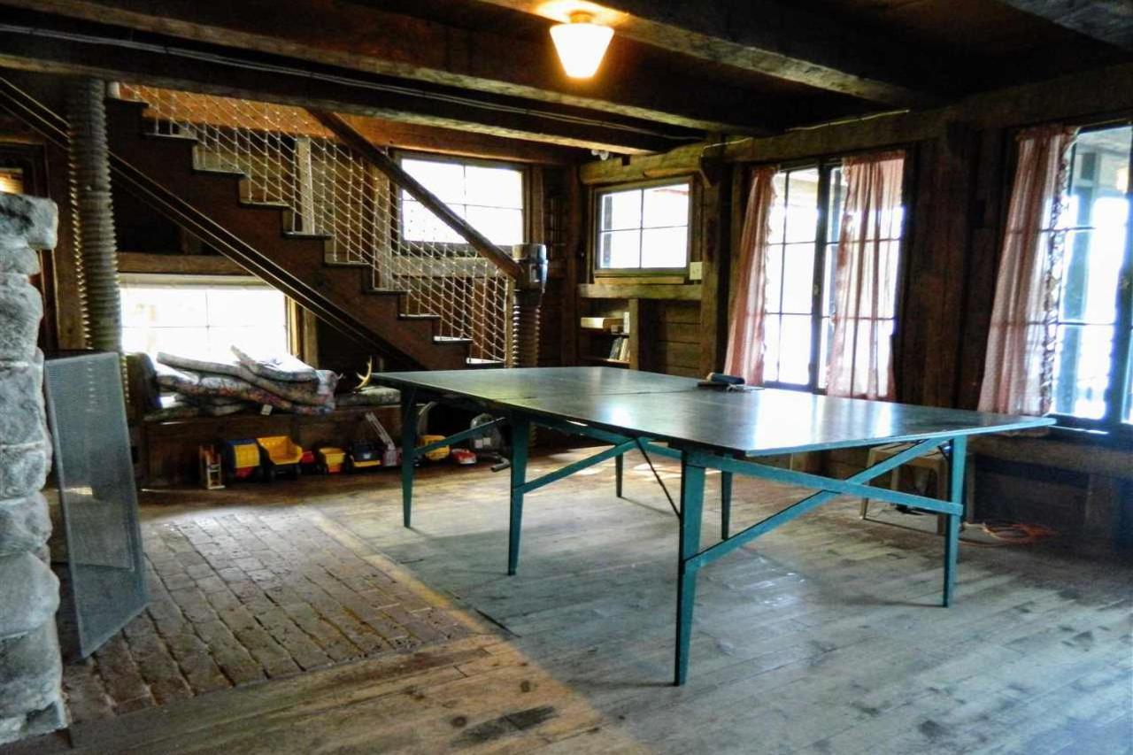 Meredith Lakefront Lodge On Lake Winnipesaukee Exterior photo